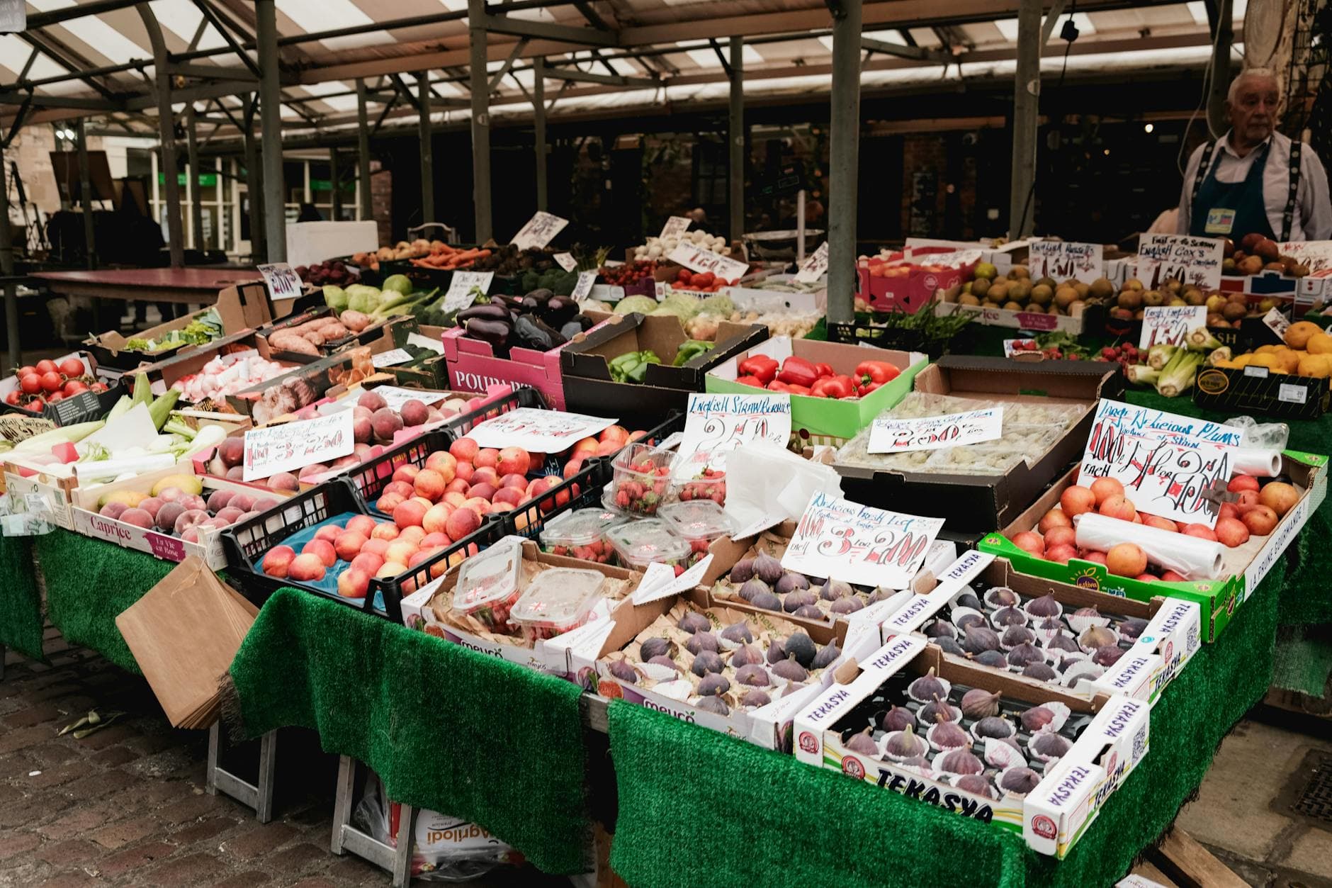 Marktgemeinde Großmugl Marktplatz 232002 GroßmuglTel: 02268/6610Fax:02268/6610-108gemeindeamt@grossmugl.gv.at
