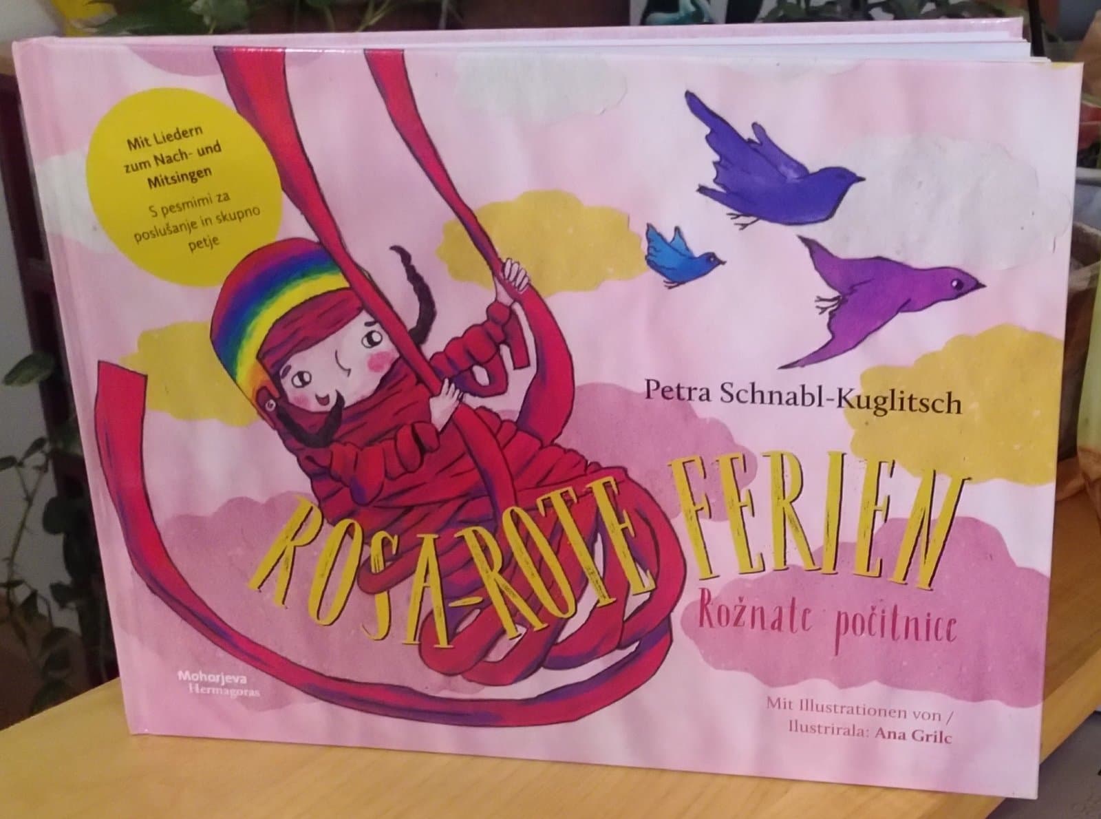 VIA FAMIGLIA  "ROSA-ROTE FERIEN"