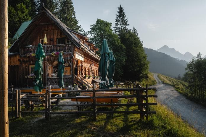 Almandacht und Almfest Ardning Alm