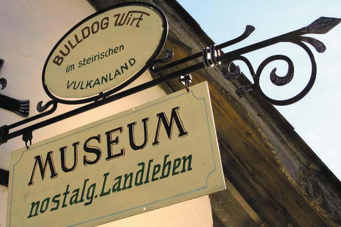 Großer Flohmarkt Bulldogwirt in Straden