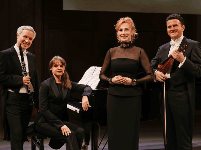 KLANGherbst | Lied der Welt im Gedenken an die Novemberprogrome-Viva La Classica