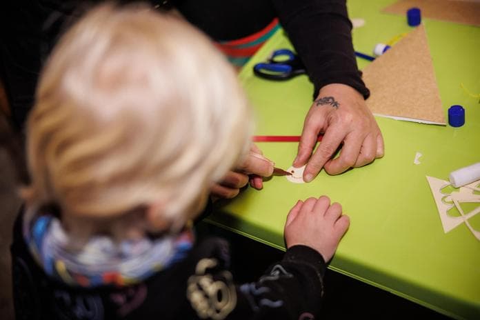 Kindernachmittag mit Vorlesen, Basteln & mehr