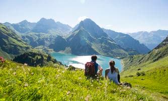 rektbus Hinfahrt zum Spullersee oder Formarinsee