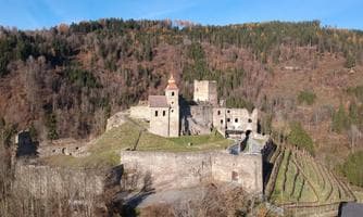 Führungen auf der Burg Glanegg
