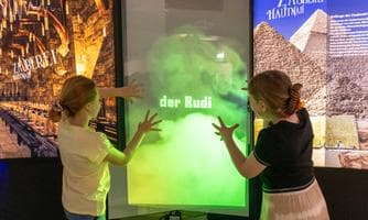 tmach-Ausstellung: Kleine Hände - große Schätze (6+)