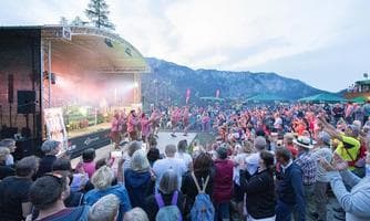 Almfest auf der Wurzeralm mit Bergleuchten