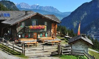 Almfrühstück auf der Amoseralm