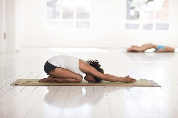 Sommer Yin Yoga