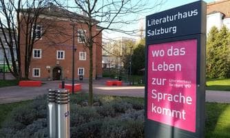 Ausstellung im Literaturhaus: Rainer Baltschun "How to stand up"
