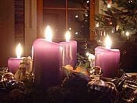Adventskranzbinden