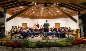Platzkonzert der Bundesmusikkapelle Ramsau