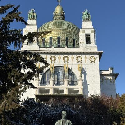 Wiener Lemoniberg - Führung Otto Wagner Areal mit Besuch der Kirche
