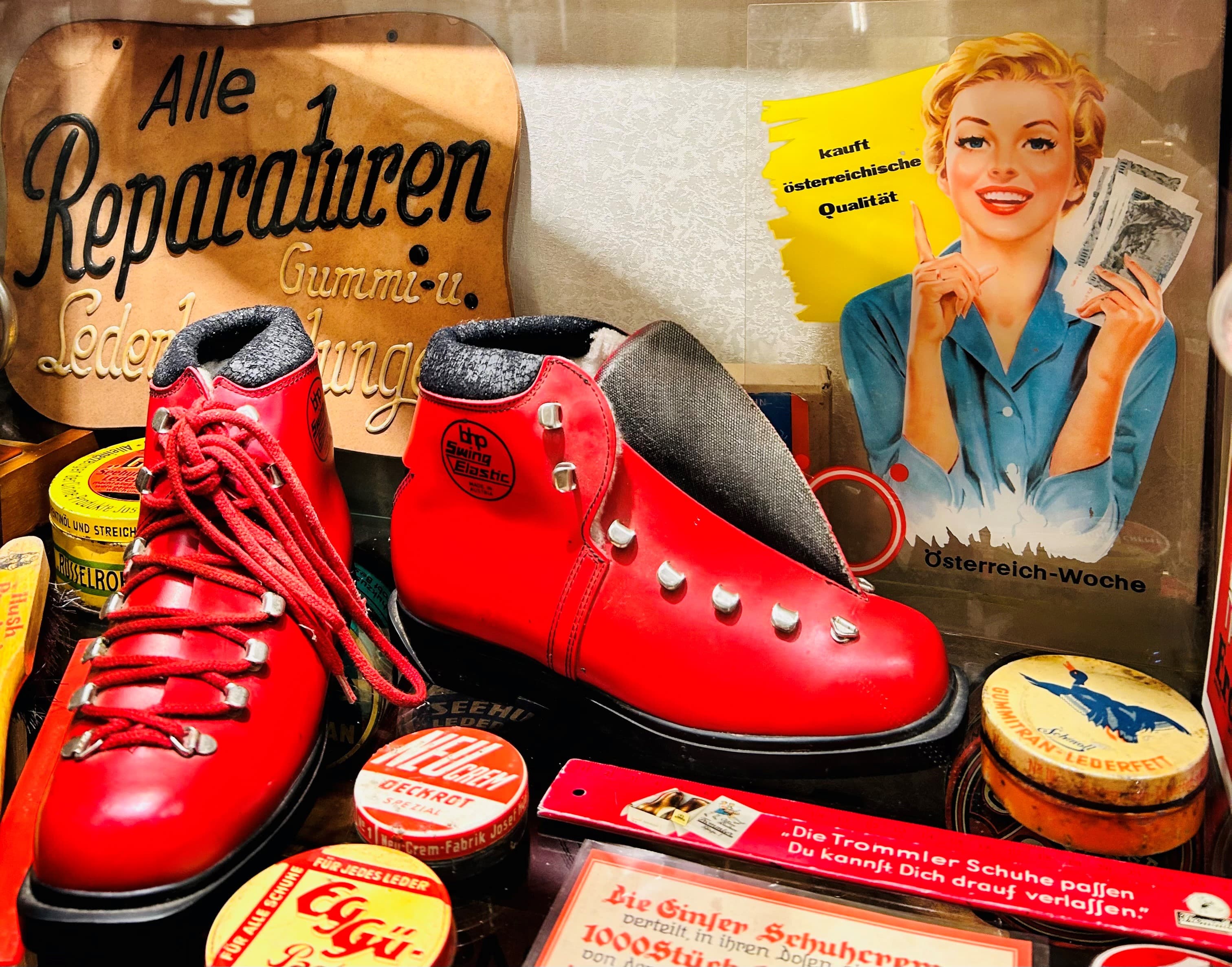 Historische Schuhe und Schuhmacherei