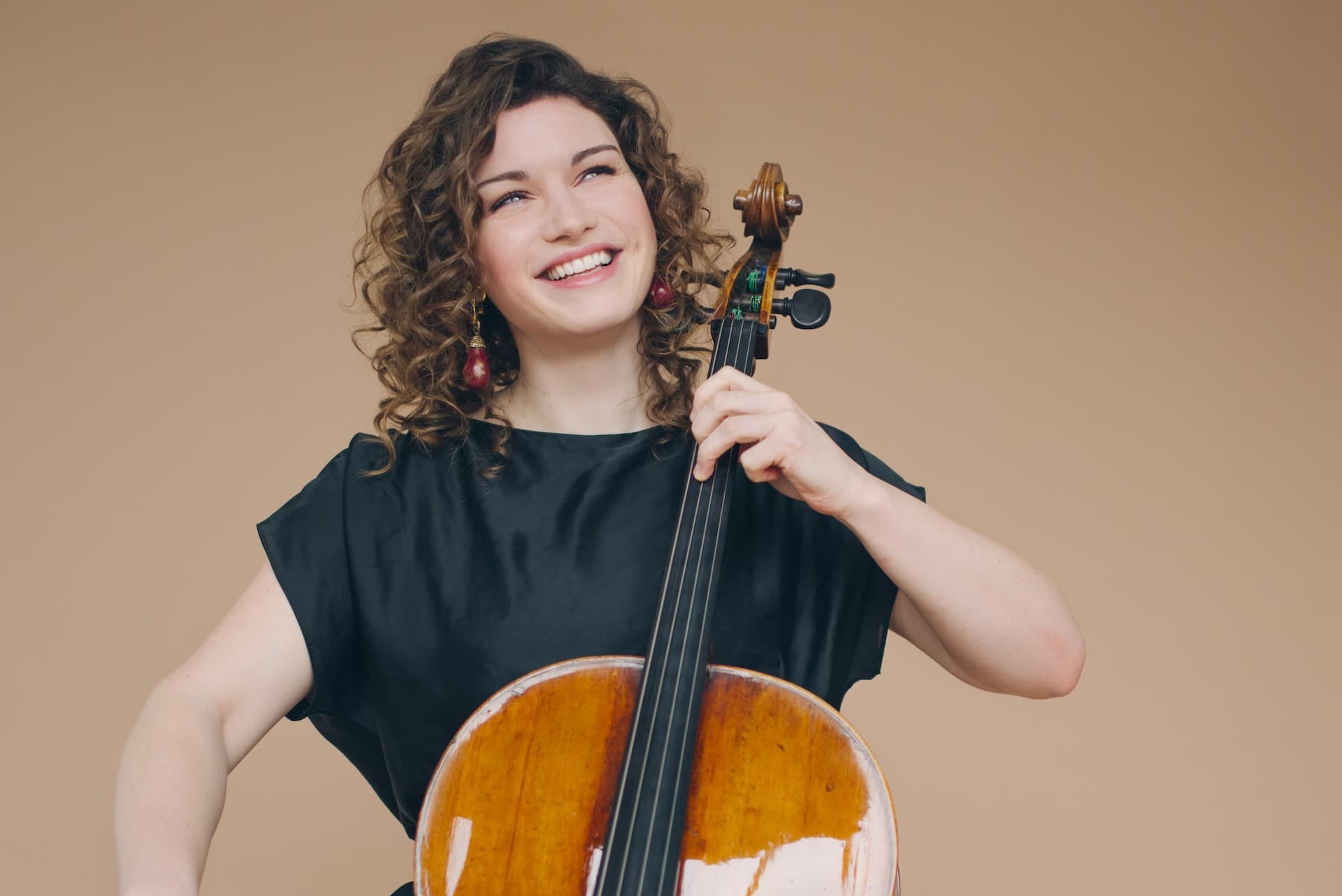 Julia Hagen · Anneleen Lenaerts