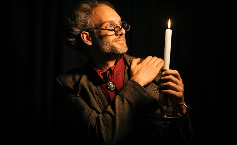 Professor of Magic on Tour – Magic Show with Miles Pitwell