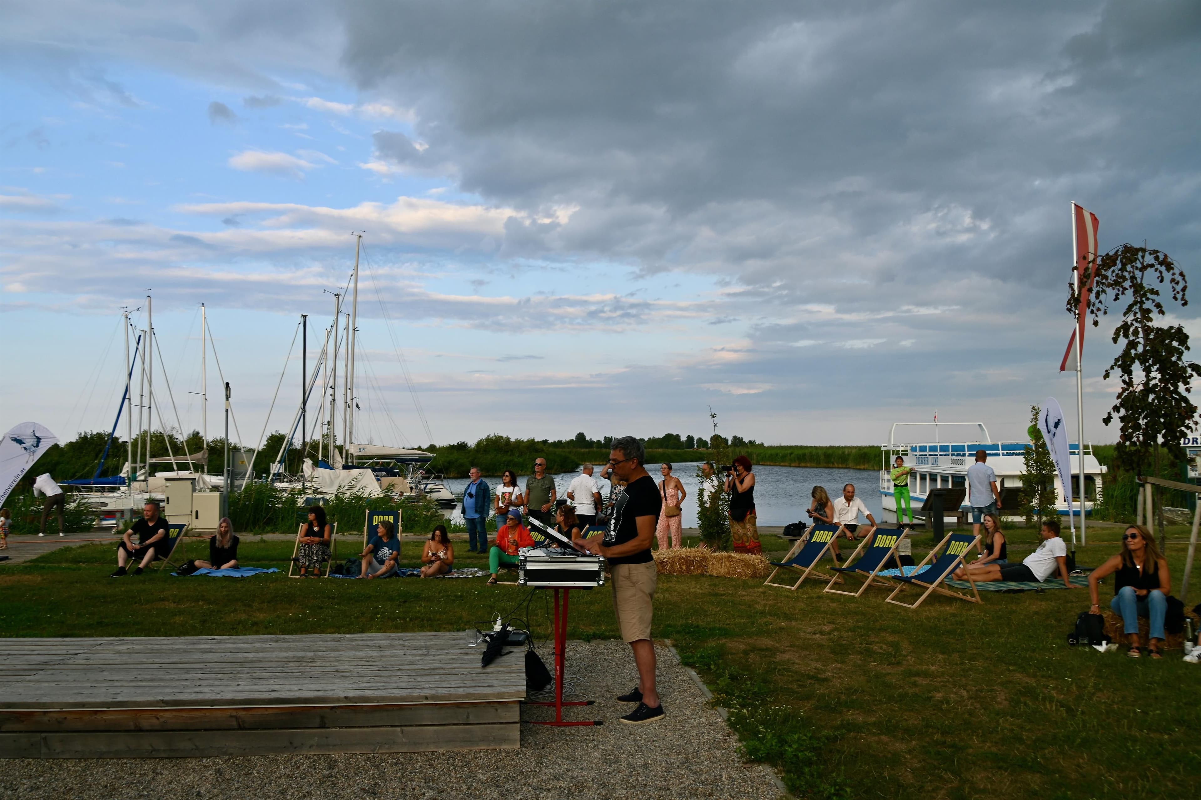 Storchen-Picknick