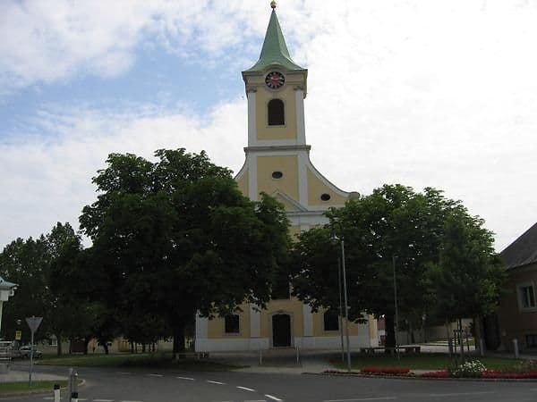Erntedankfest mit Pfarrfest