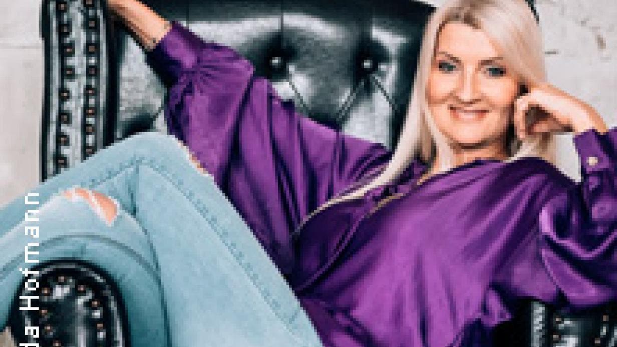 Astrid Wirtenberger - Solo, aber mit vertrauter Kraft