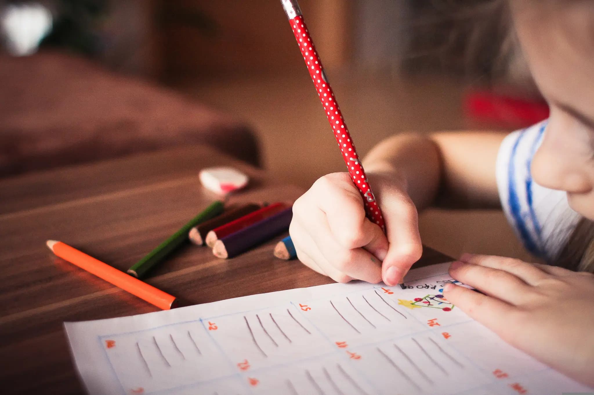 Caritas Lerncafé Leoben unterstützt Kinder beim Lernen kostenfrei