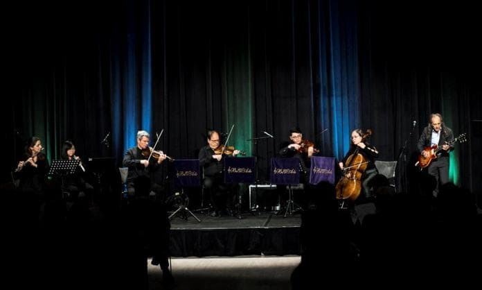 Streichquartett trifft E-Gitarre