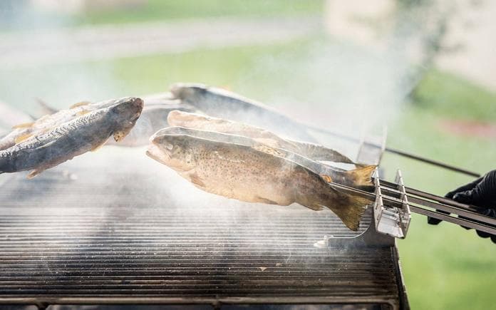 Hinterberger Soatnmusi und Steckerlfisch
