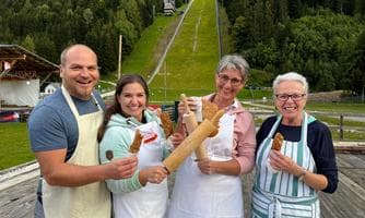 Steirerkrapfenfrühschoppen