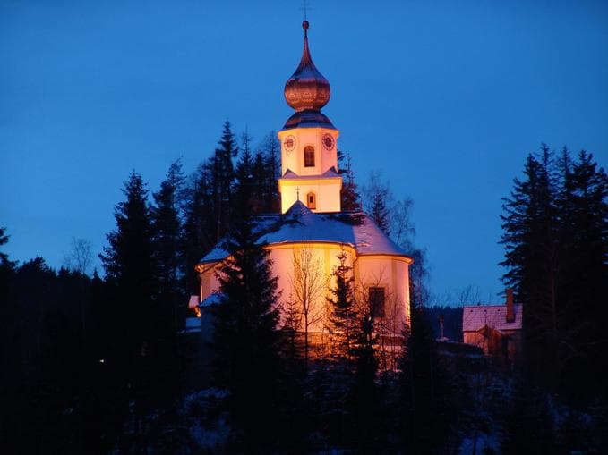 „Advent in der Waldheimat" mit Adventkranzweihe
