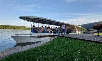 Literaturschiff am Stubenbergsee