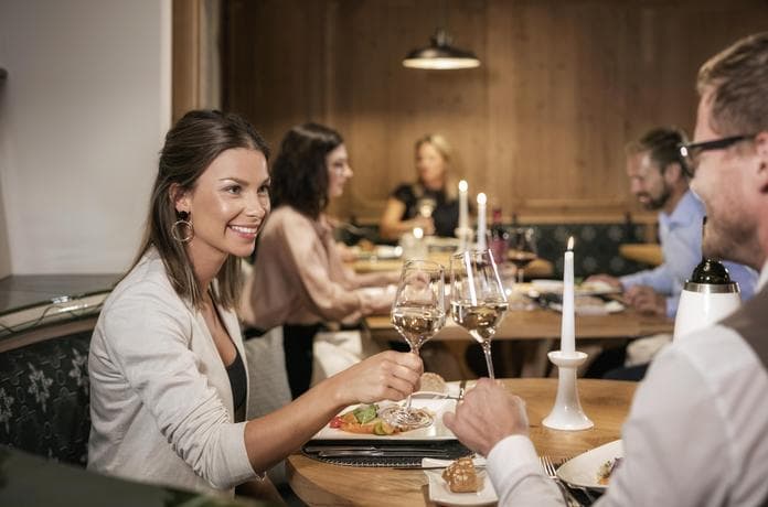 Winzerabend im Almwellneshotel Pierer