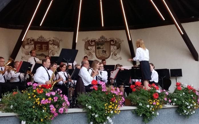 Parkkonzert der Feuerwehrmusikkapelle Lupitsch