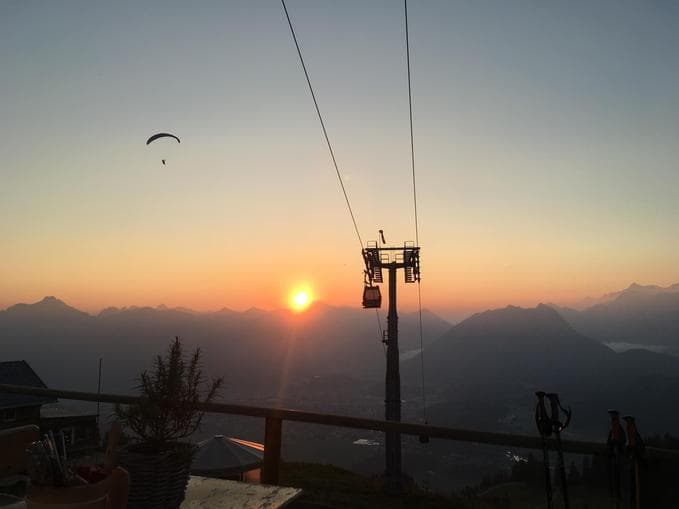 Sonnenaufgangsfahrt - Bergwelt Hahnenkamm