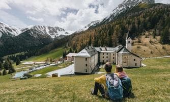 Waldrast Natur Resort: Yoga Retreat mit Amelie