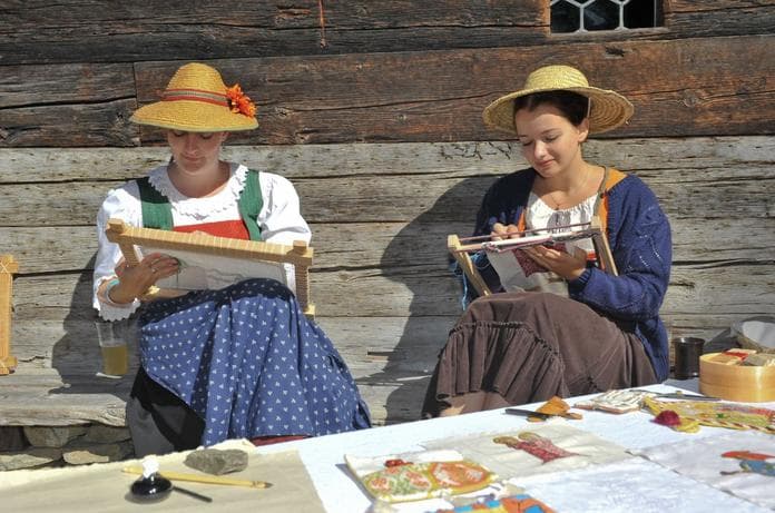 Kurs: Mittelalterliche Stickerei im Museum Tiroler Bauernhöfe