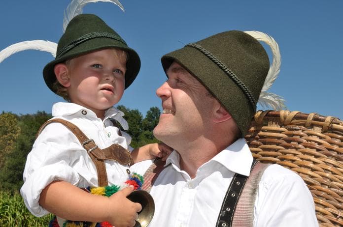 O'zapft is! - Oktoberfest am Badlstadion