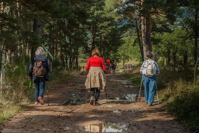 Fackelwanderung mit Lagerfeuer
