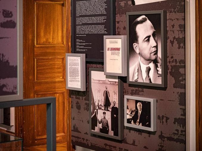 Kombi-Führungen Ausstellung und ehem. Synagoge | "Dunkle Zeiten"