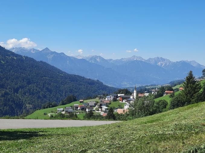 Geführte Wanderung Lawinenwege Blons - Leusorgweg mit Maria