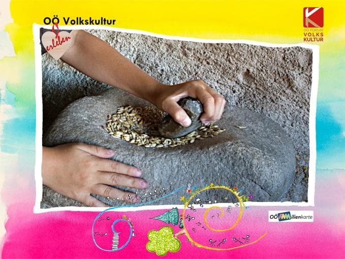 Volkskultur erleben | Fladenbrot backen im Keltendorf Mitterkirchen