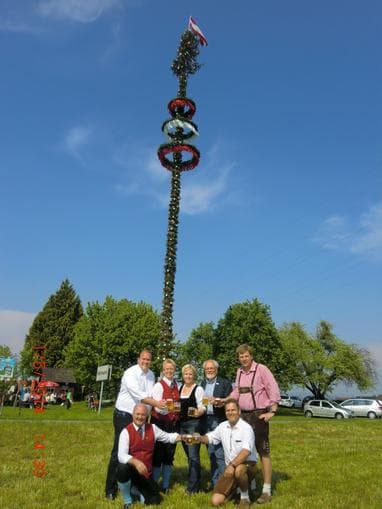 Maibaumaufstellen - Sparverein Einigkeit Mauthausen