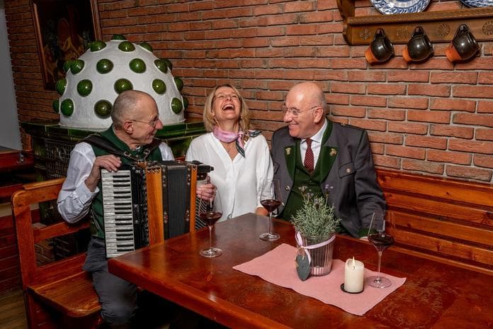 Gehn ma zum Heurigen