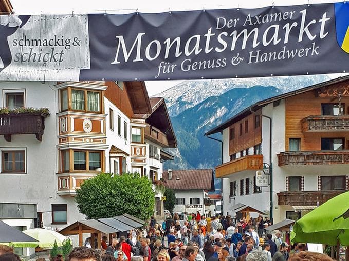 G'schmackig & G'schickt - Der Axamer Monatsmarkt am Dorfplatz
