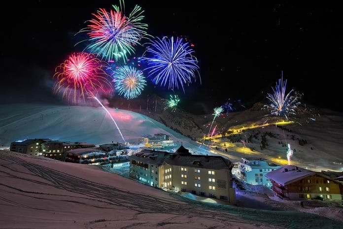 Silvesterfeuerwerk bei der Wiesbergbahn