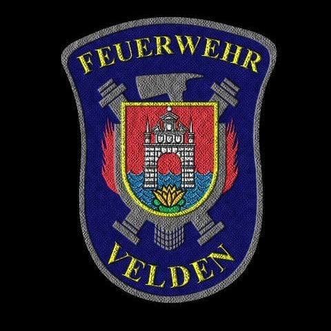 Friedenslicht-Ausgabe der FF Velden