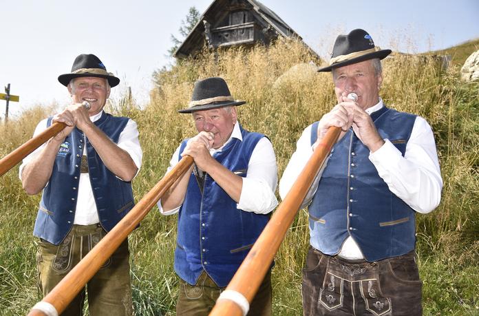 16. Alphorn-, Weisen- und Jagdhornbläsertreffen