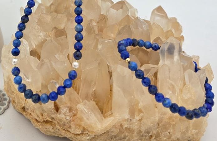 Schmuck und Mineralien Tage