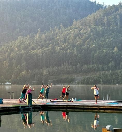 Aktives Erwachen mit Pilates flow