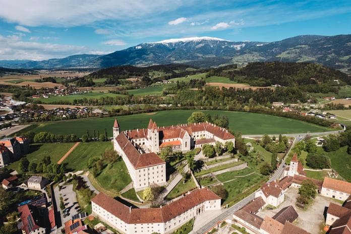 Ausstellung Stift St. Paul 2026 "Frau:Macht:Kunst"