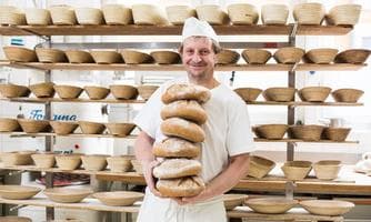Backen für Groß und Klein mit dem Bäckermeister