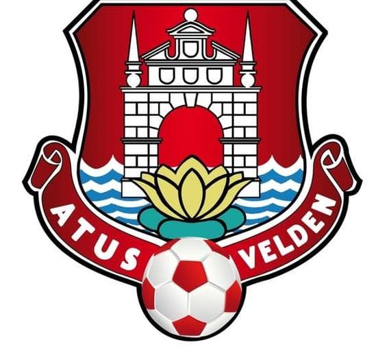 Fußballmatch: ATUS Fliesen Koller Velden versus Donau