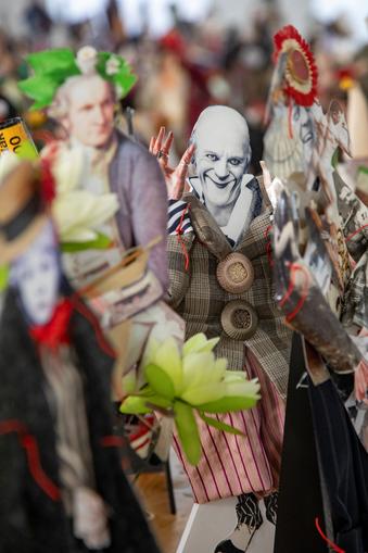 Ausstellung | BURGIS PAIER - Das große Welttheater